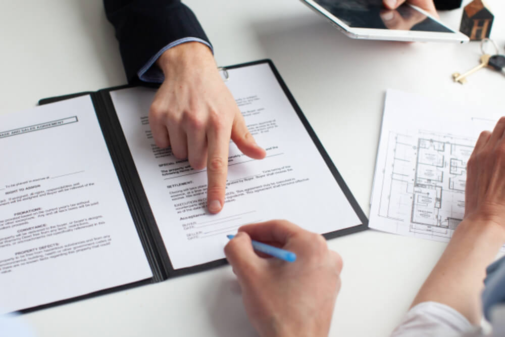 契約から引き渡しまで 住宅売却時の落とし穴を避ける