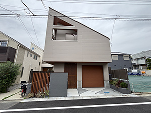 西荻窪 木の質感と空間美を感じる家